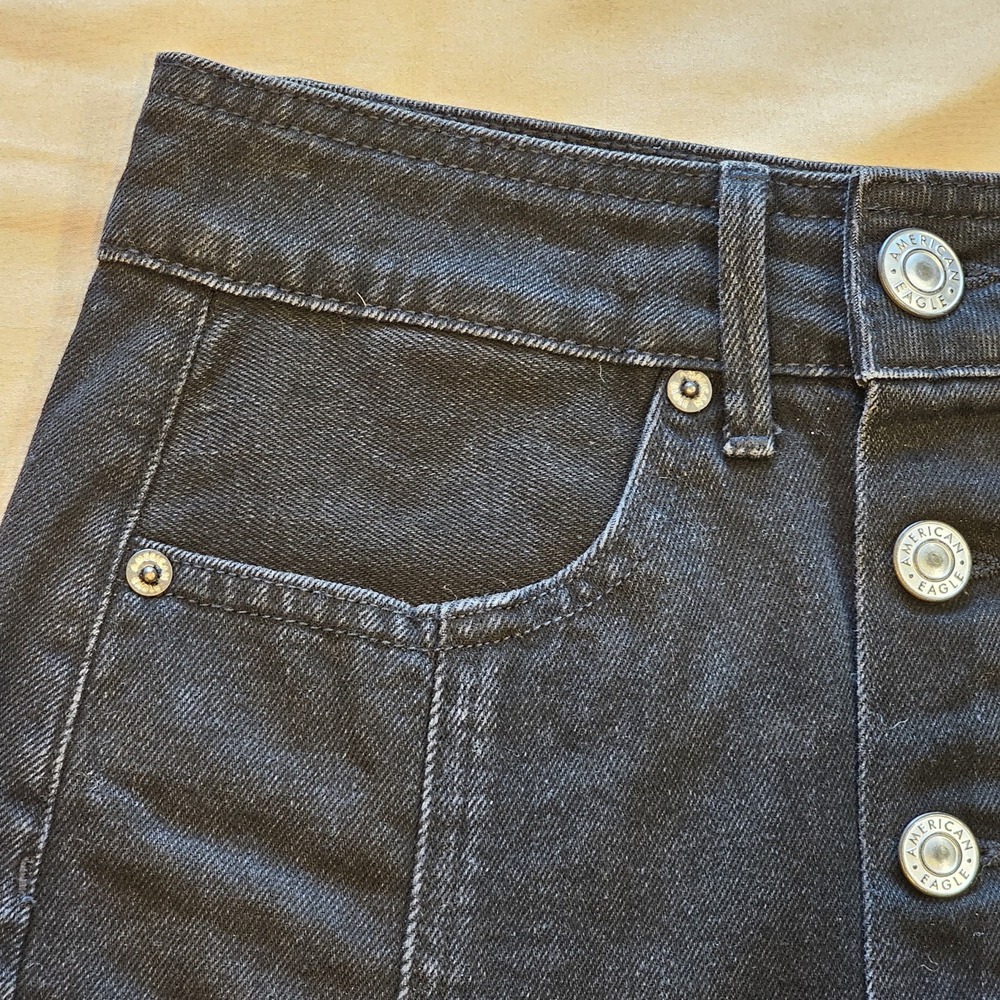 American Eagle Womens Black Denim Hi Rise Button-up Mini‎ Skirt Pockets Size 0 - Picture 2 of 7